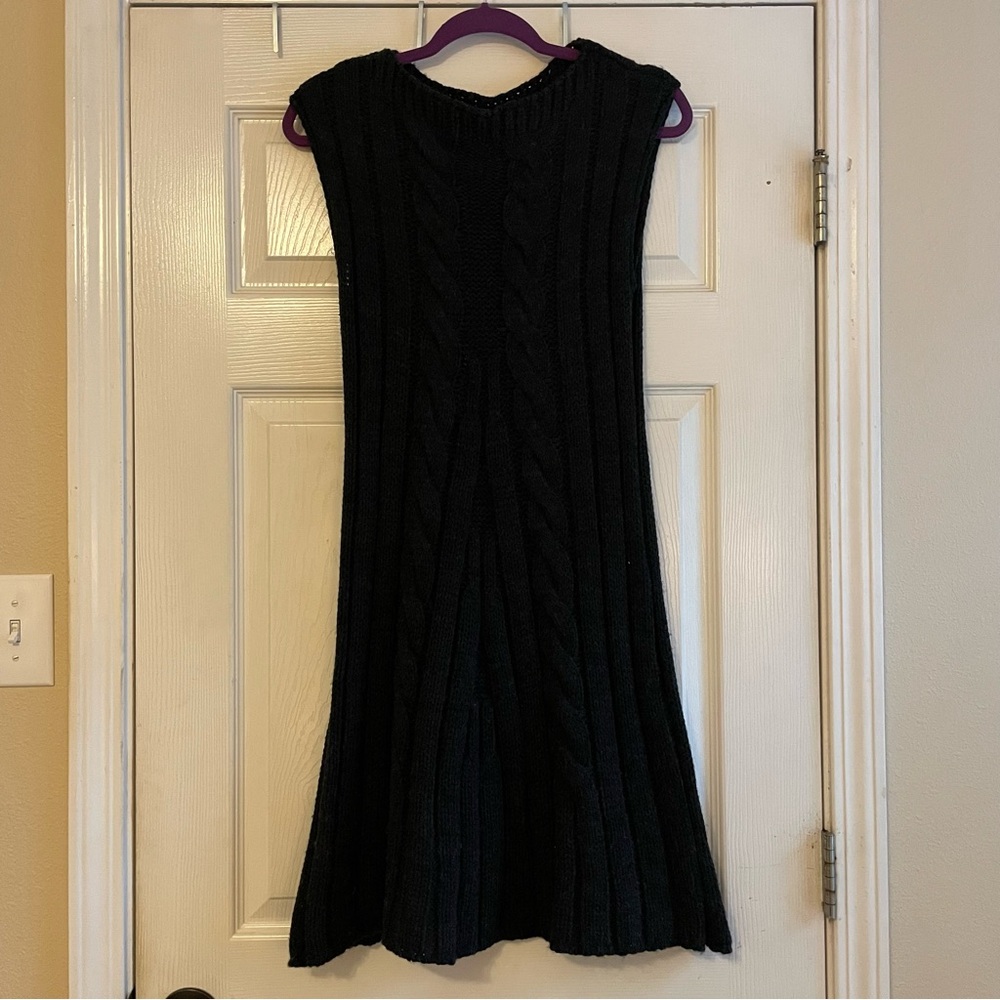 AQE Fashion XL Black Sleeveless Sweater Dress